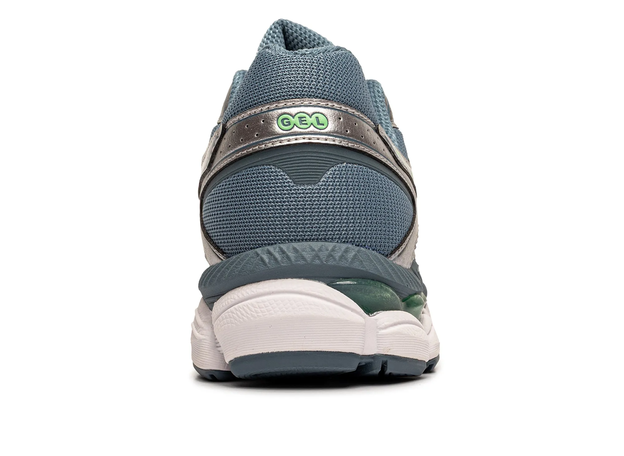 Asics Gel-Cumulus White / Ironclad 16 xld Flexible Grooves compression foam