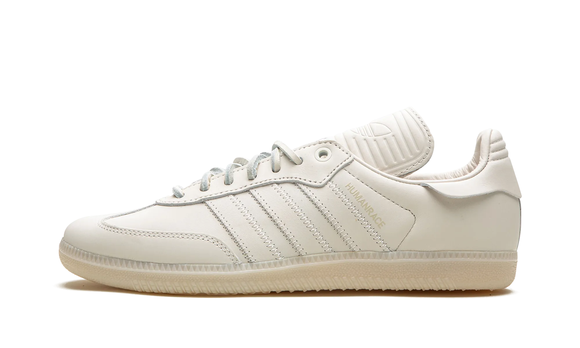 Indoor style Humanrace Samba "Pharrell Williams - White"