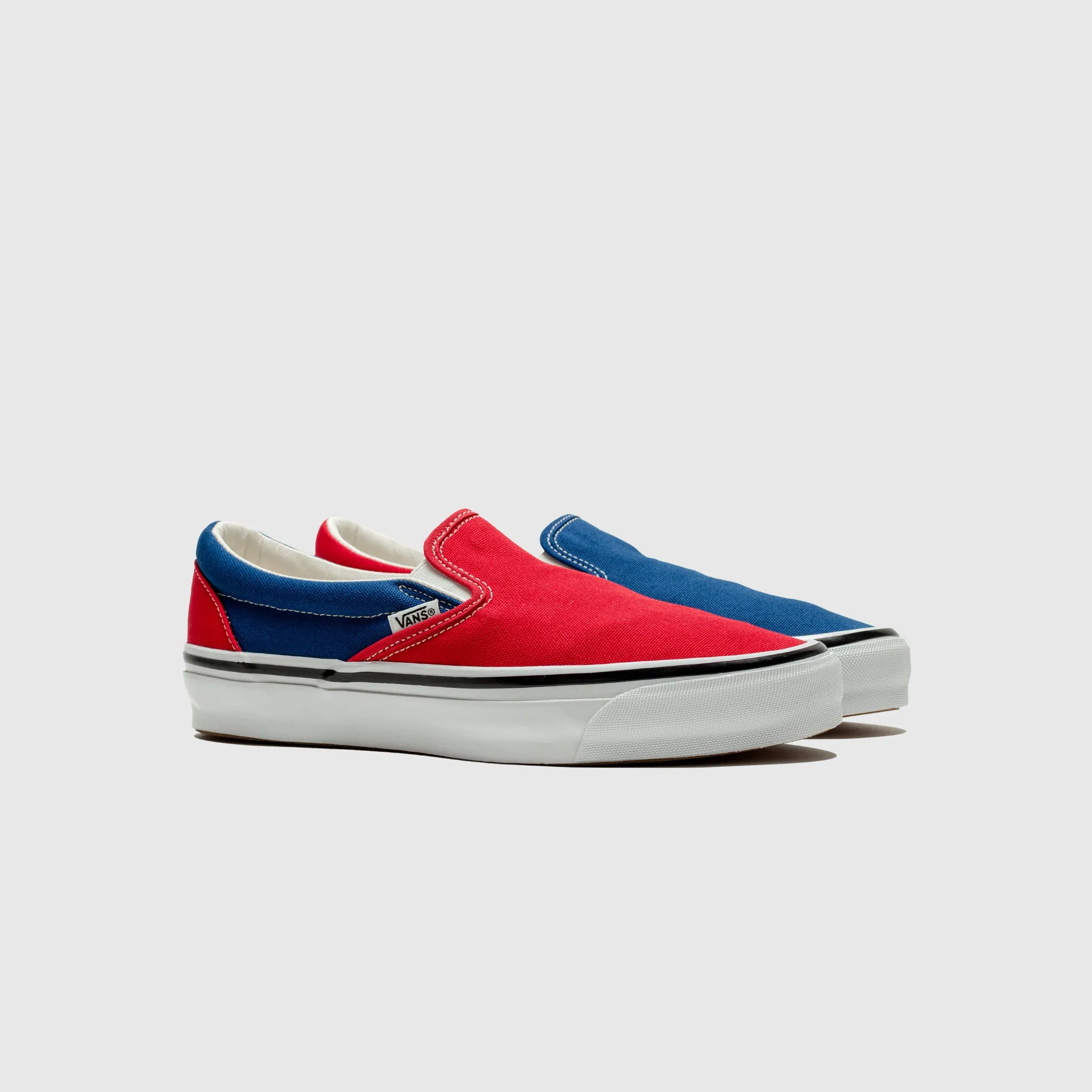 Ergonomic Shape OTW CLASSIC SLIP-ON 98 X ENGINEERED GARMENTS