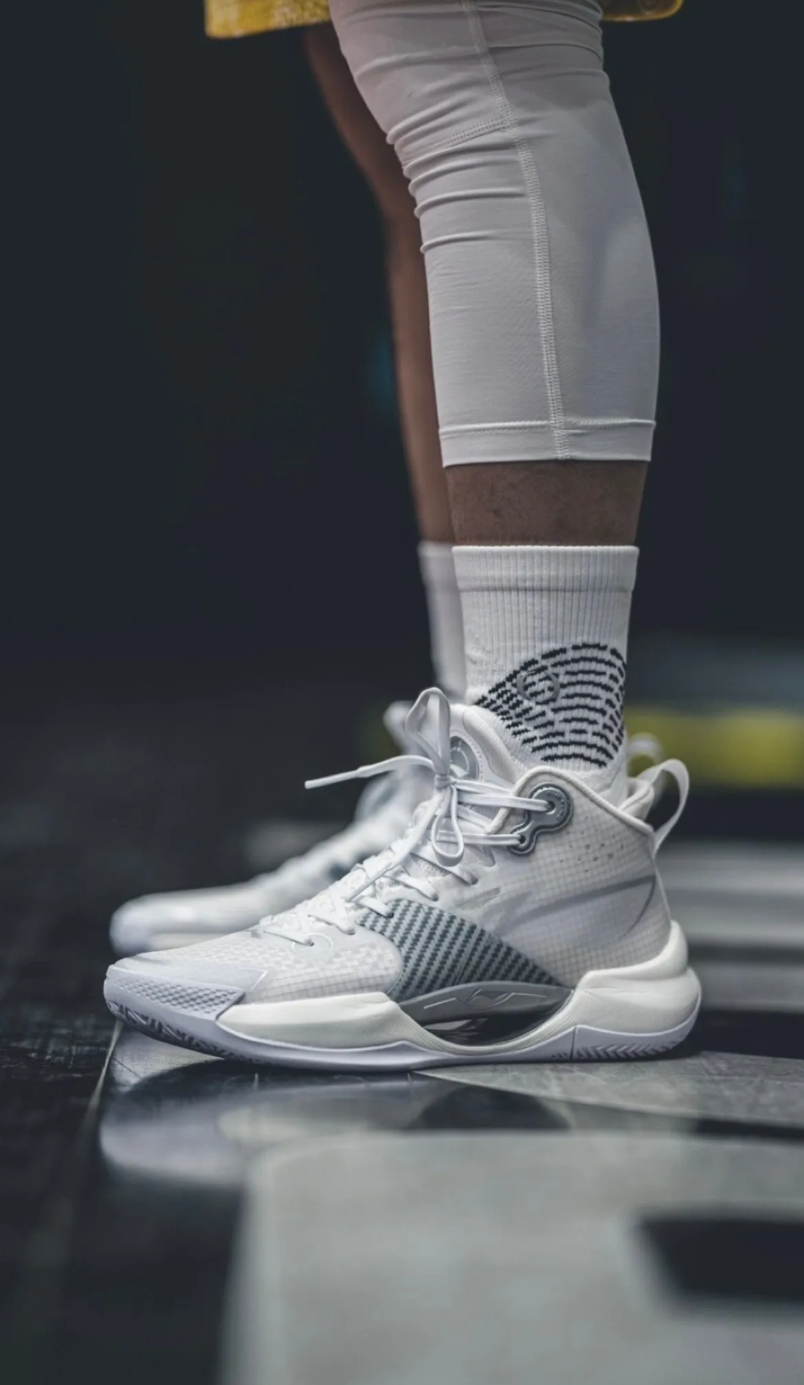 Li-Ning Super Light 2022 - White synthetic leather Non-Slip Design