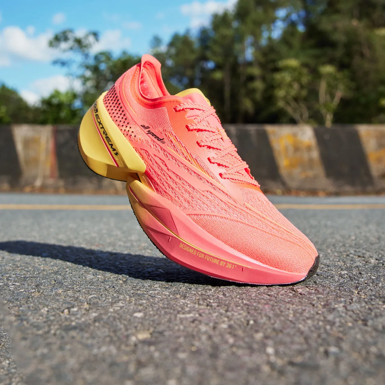 dust - resistant shoes FURIOUS FUTURE 1.5