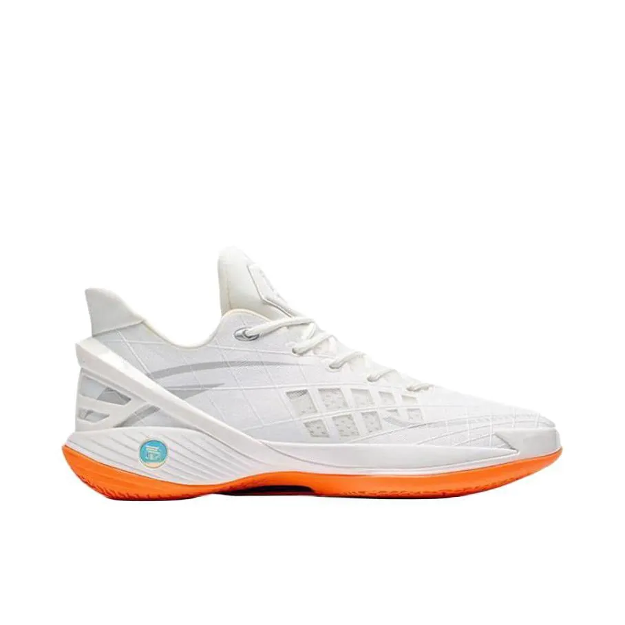 Anta Light Crazy 2024 - White Abrasion Resistant Toe Cap Seamless Upper Construction