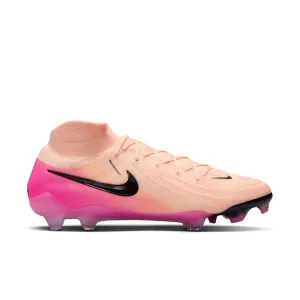 Ball Focus Nike Phantom Luna II Elite Firm Ground Cleats