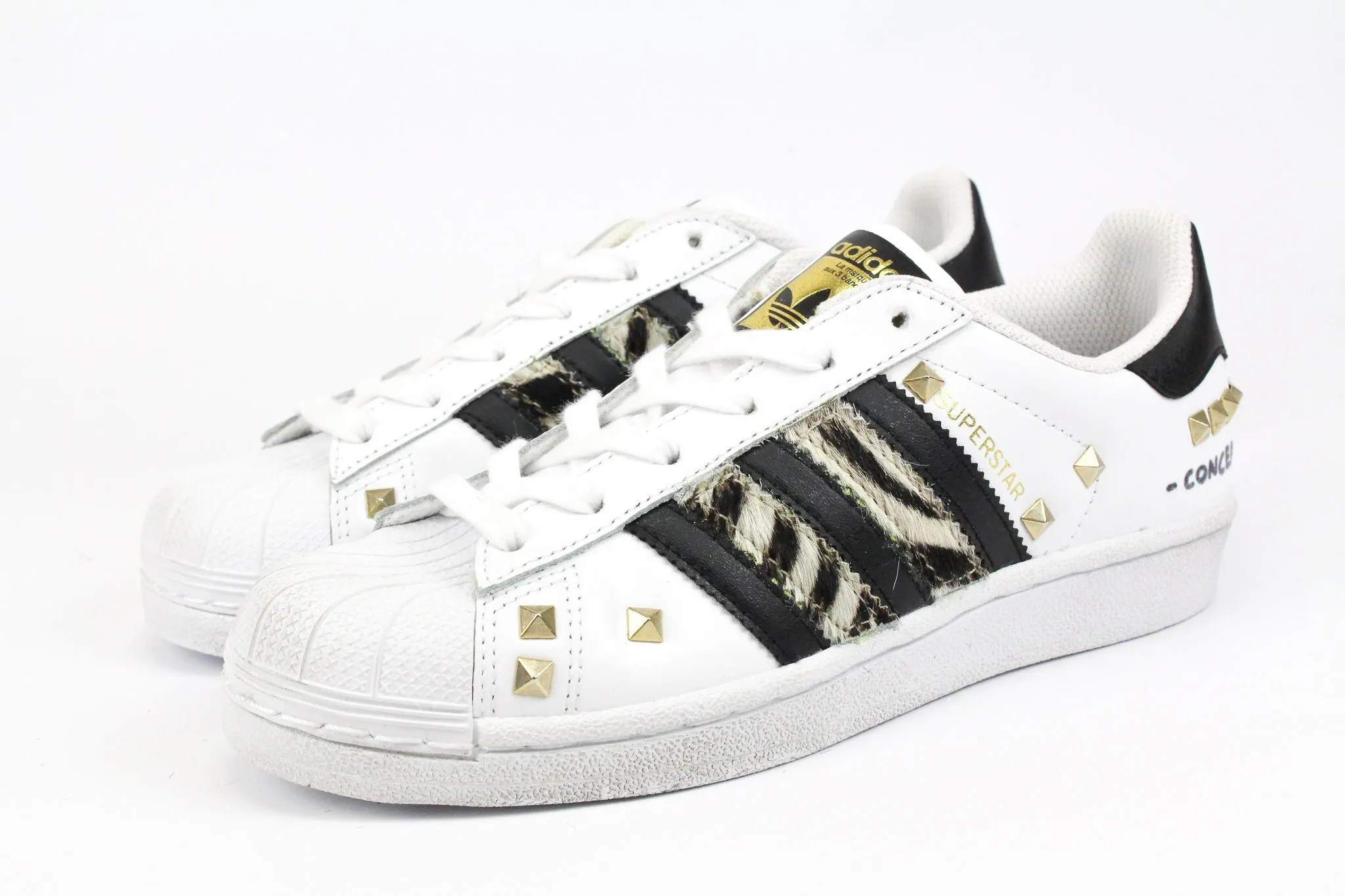 Adidas Superstar Zebrate Borchie & Graffiti Edge Path Guide Hike