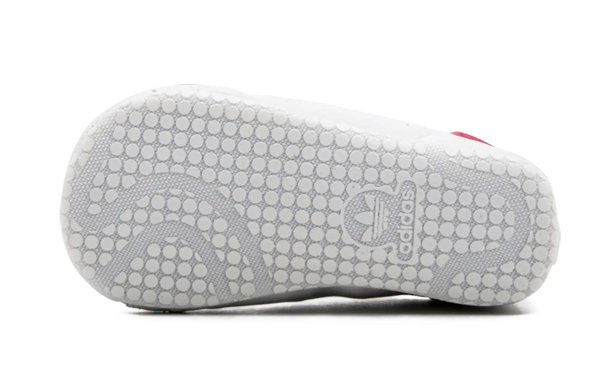 Steady Steps Stan Smith Crib