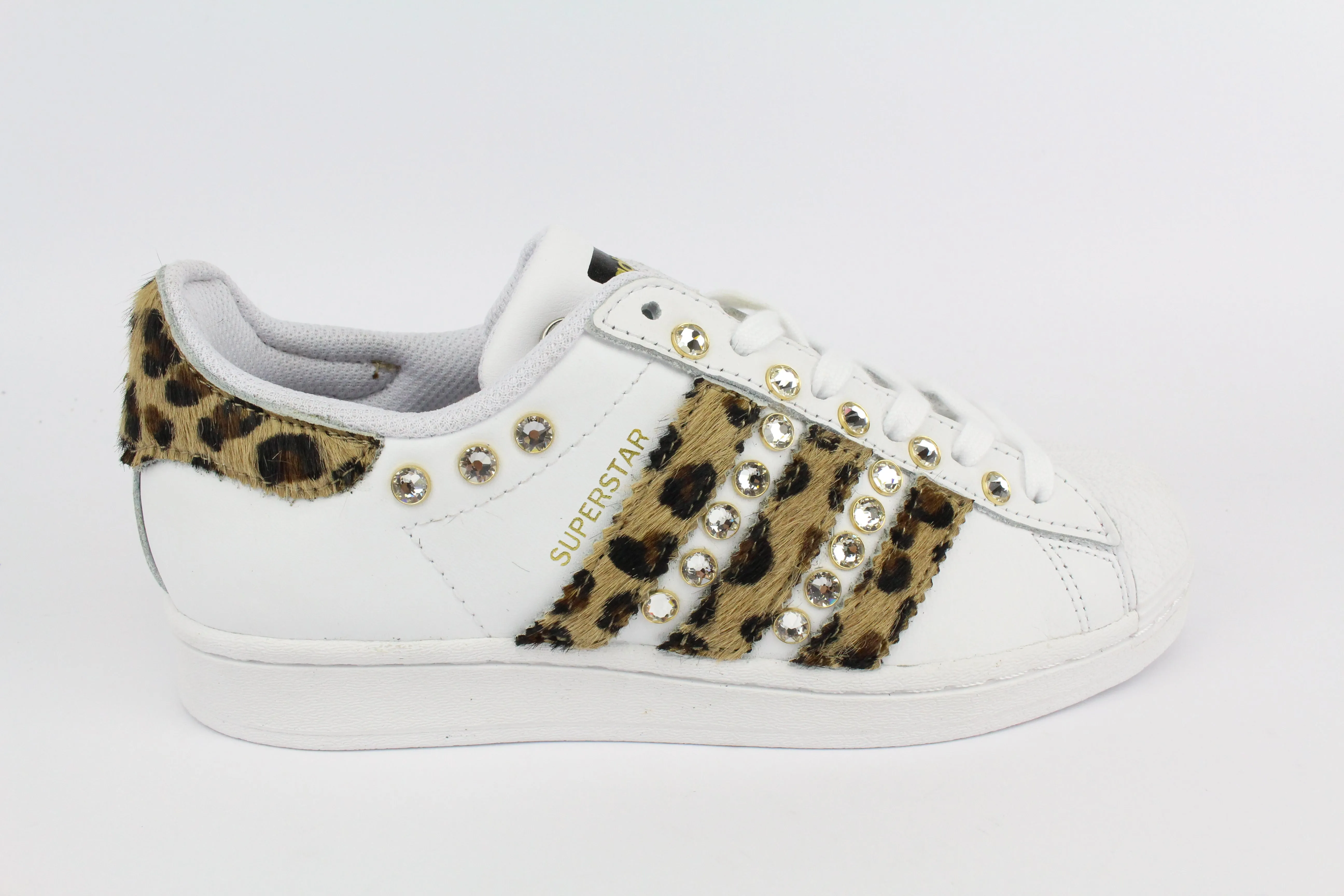 Walk Ease Minimal Detail Adidas Superstar Maculate & Strass