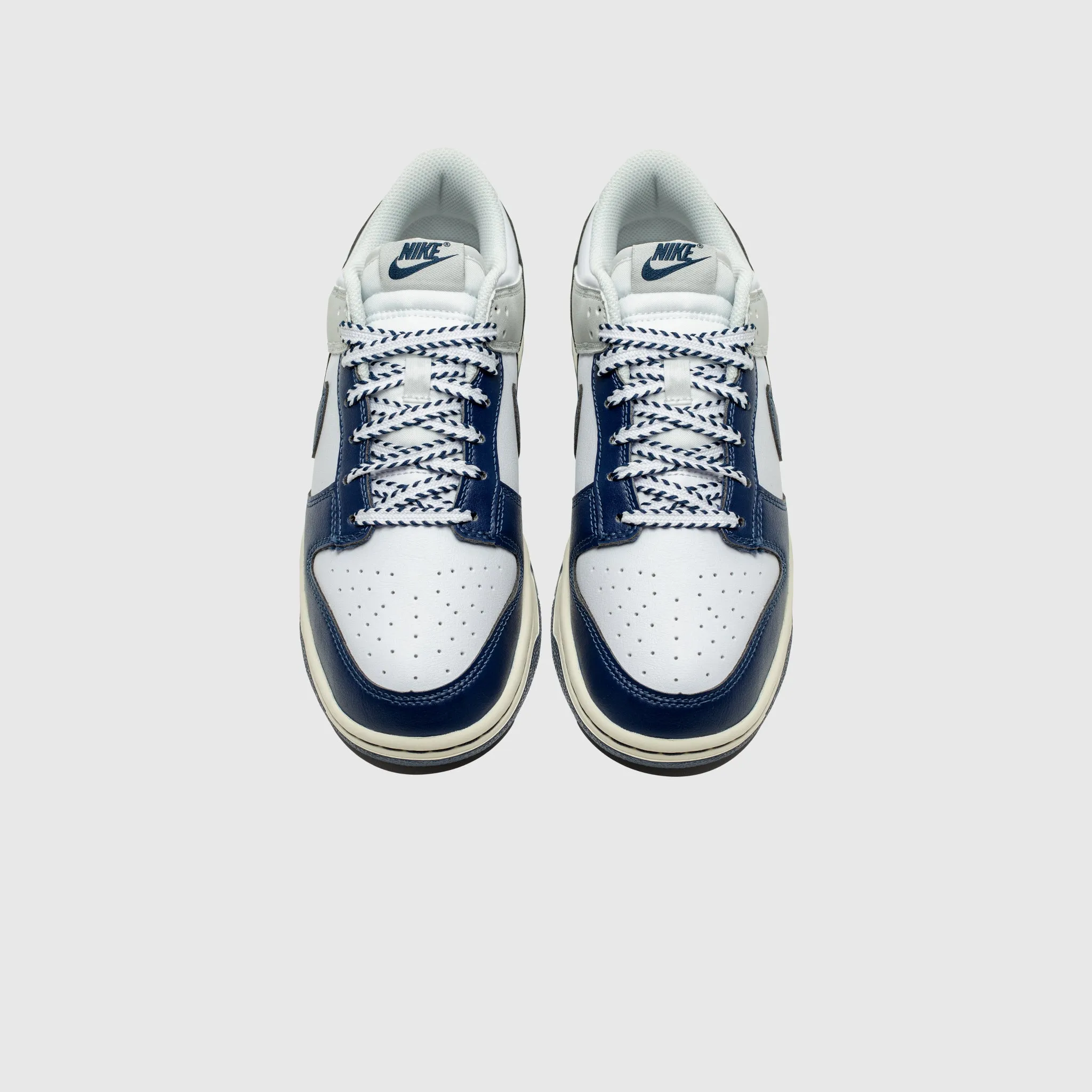 DUNK LOW RETRO "YANKEES" Runway Glow