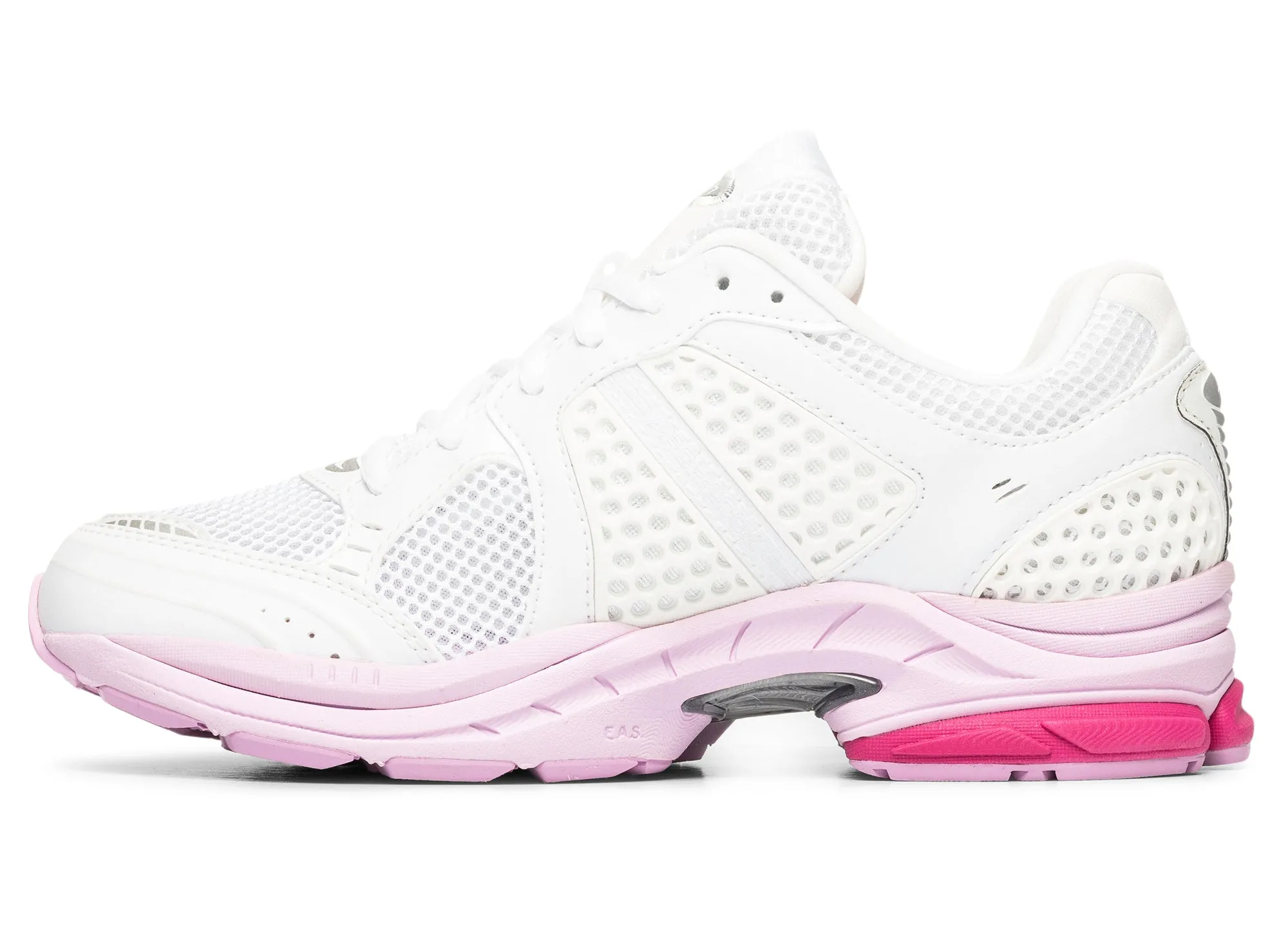 Womens Saucony Progrid Triumph 4 moisture - wicking shoes