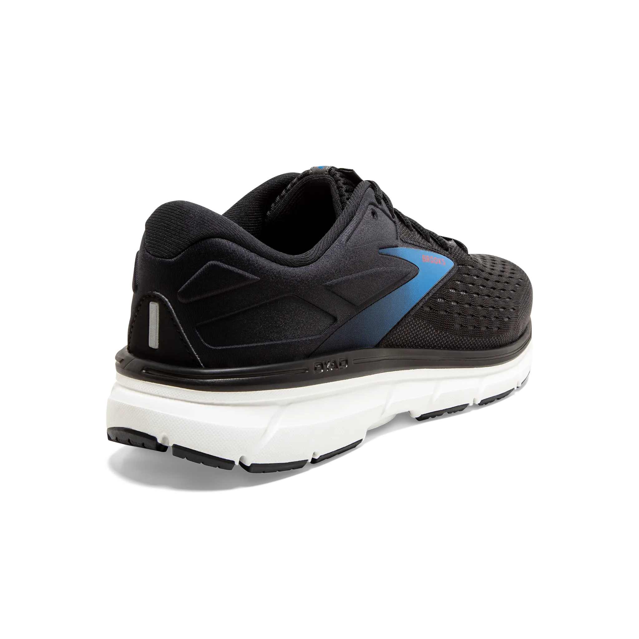 classic running shoes Men's Dyad 11