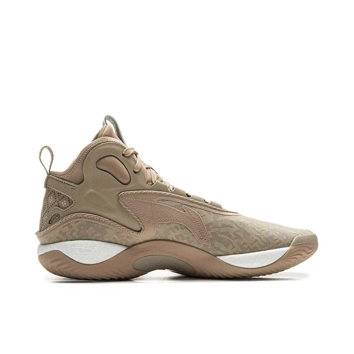 Li-Ning Yushuai 19 - CNY Ventilated Shoe Design