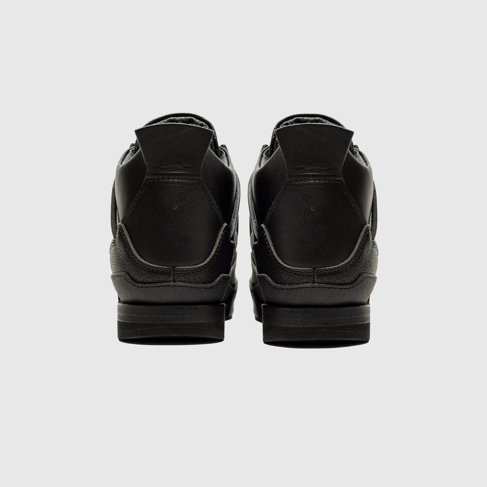 MANUAL INDUSTRIAL PRODUCTS 10 Lightweight Design